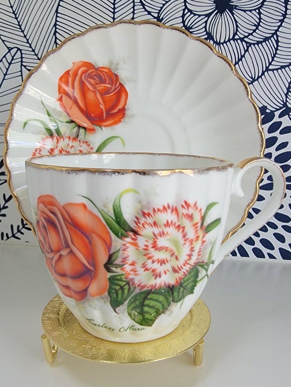 Rare Scarlett OHara teacup & saucer, Gone With the Wind, rose & carnation, Jason